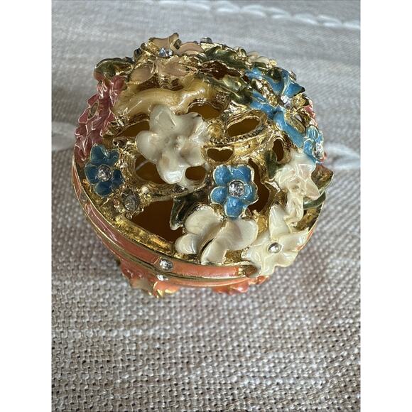 Jeweled Round Floral Box Trinket Box Made With Swarovski Crystals - Picture 5 of 16